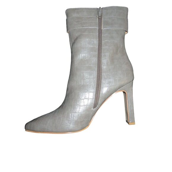 Journee Collection Elanie Croc Embossed Vegan Leather Heeled Boots size 9 - Picture 5 of 11